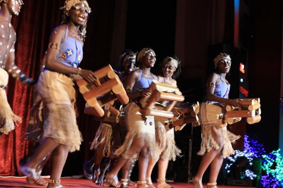 喀麦隆土族风情舞蹈